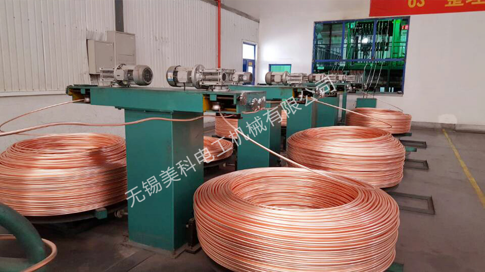 Upward continuous casting machine