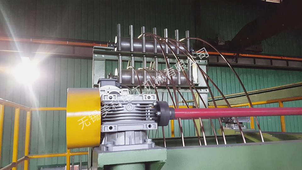 Upper lead caster section